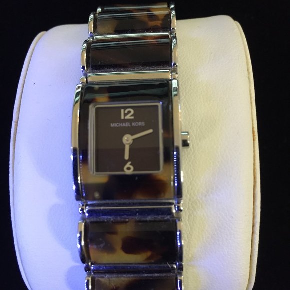 Michael Kors Women's Watch - Picture 1 of 3